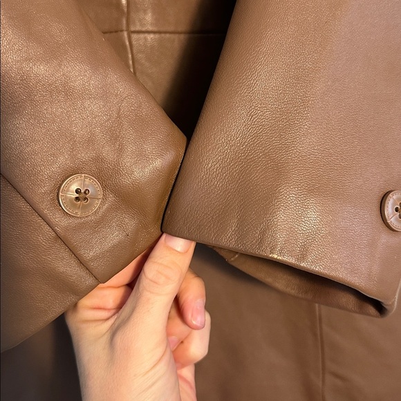 Vintage Brown Leather Blazer - Picture 7 of 10
